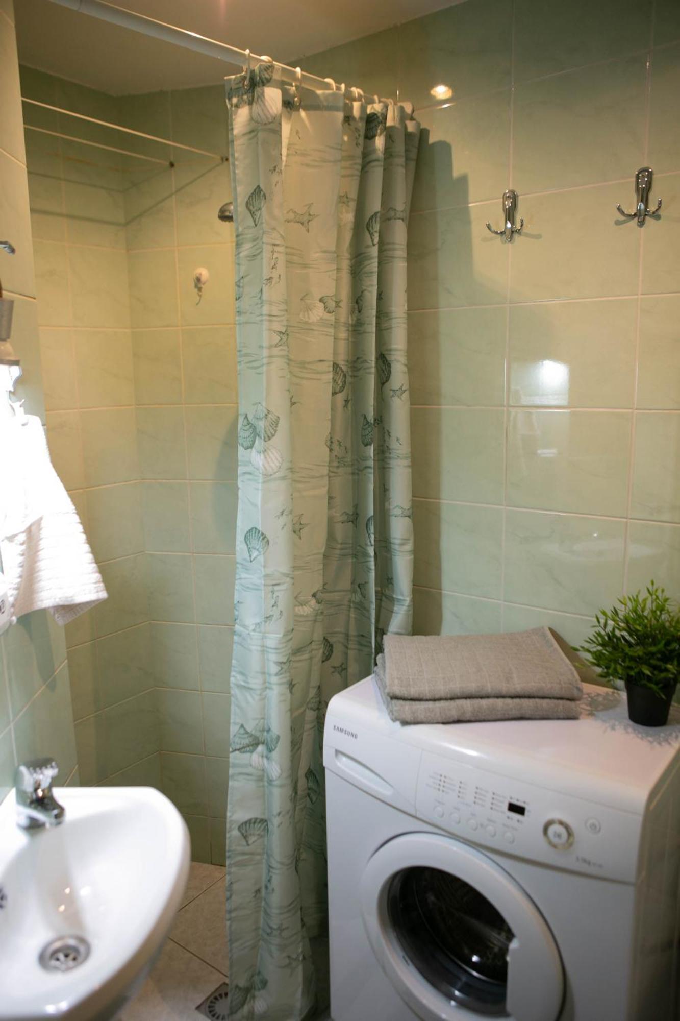 טאלין Center Of City Apartments, Bus Station 1Min, Airport 5 Min מראה חיצוני תמונה
